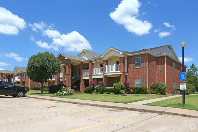 The Links at Stillwater I/II Apartments - Stillwater, OK | Apartments.com