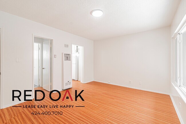 Foto del edificio - 439 S Catalina St