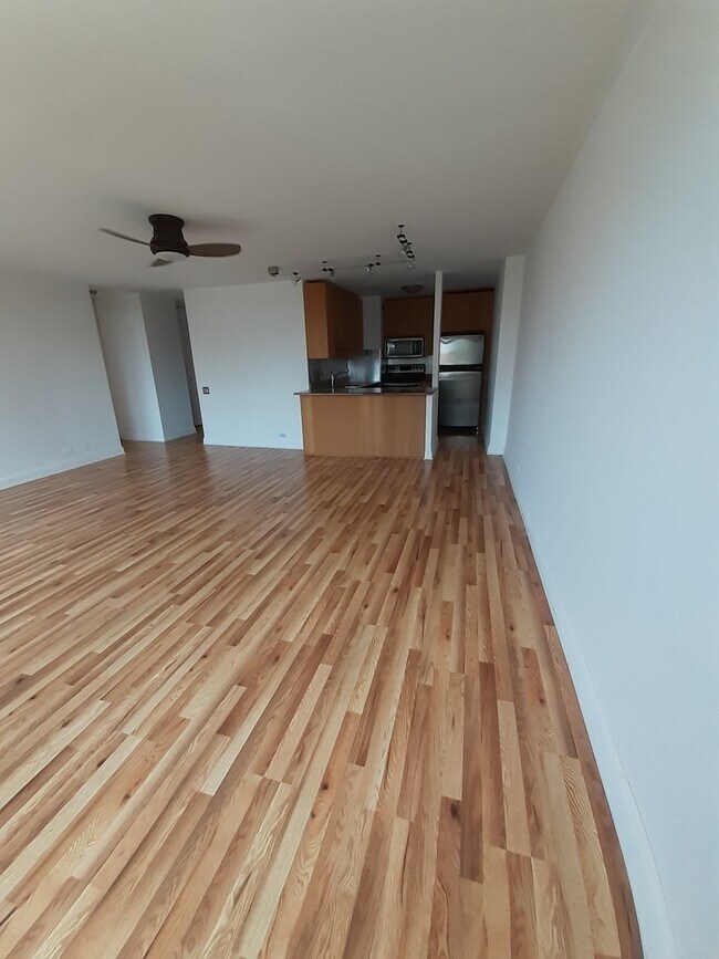Foto del edificio - 4343 N Clarendon Ave