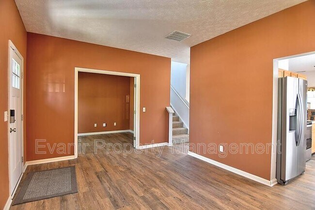 Building Photo - 1229 Sunset Dr