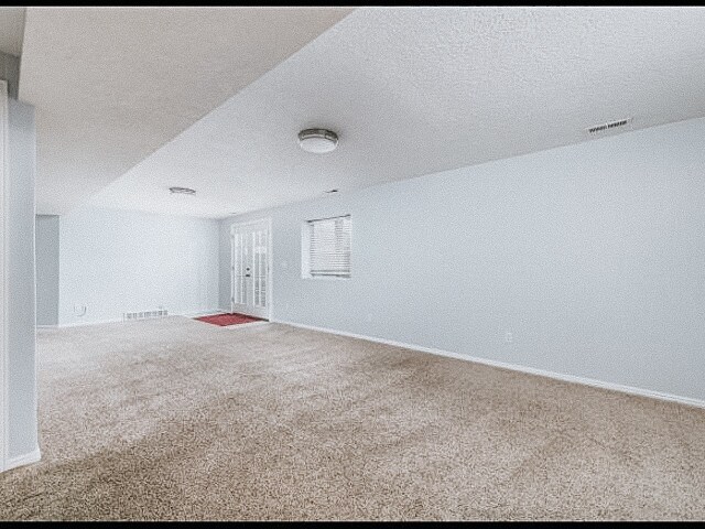 Building Photo - 902 E 1340 N
