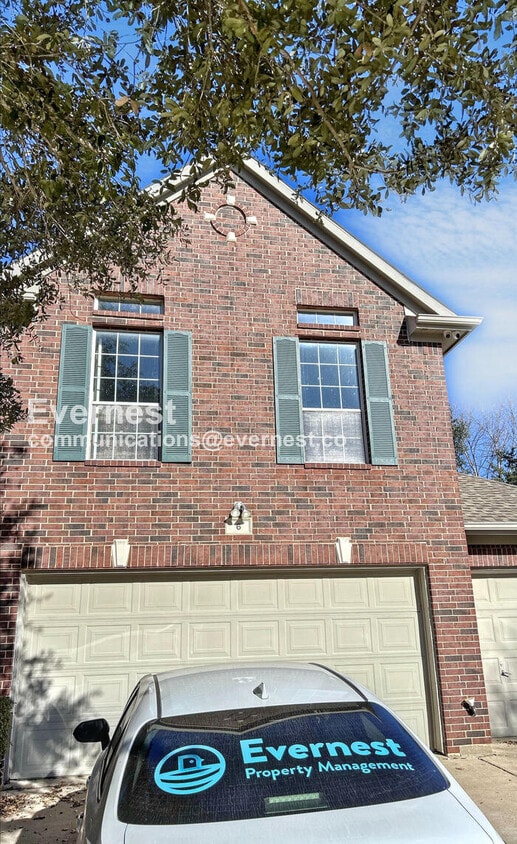 Foto del edificio - 6 Altman Ct