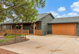 Building Photo - 1628 Reed Ln