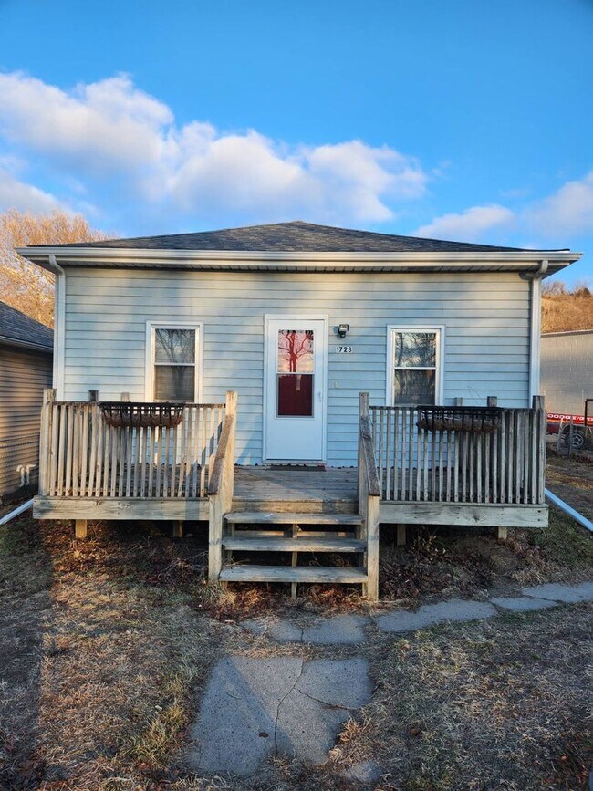 Foto del edificio - Lovely 3BD/1BA Home in Council Bluffs