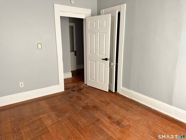 Building Photo - 240 Madison Ave