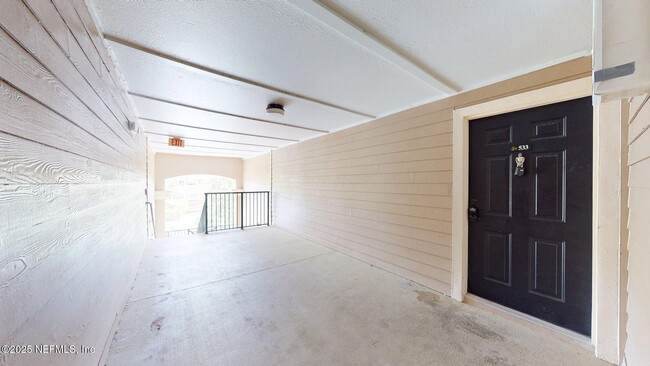 Foto del edificio - 13810 Sutton Park Dr N