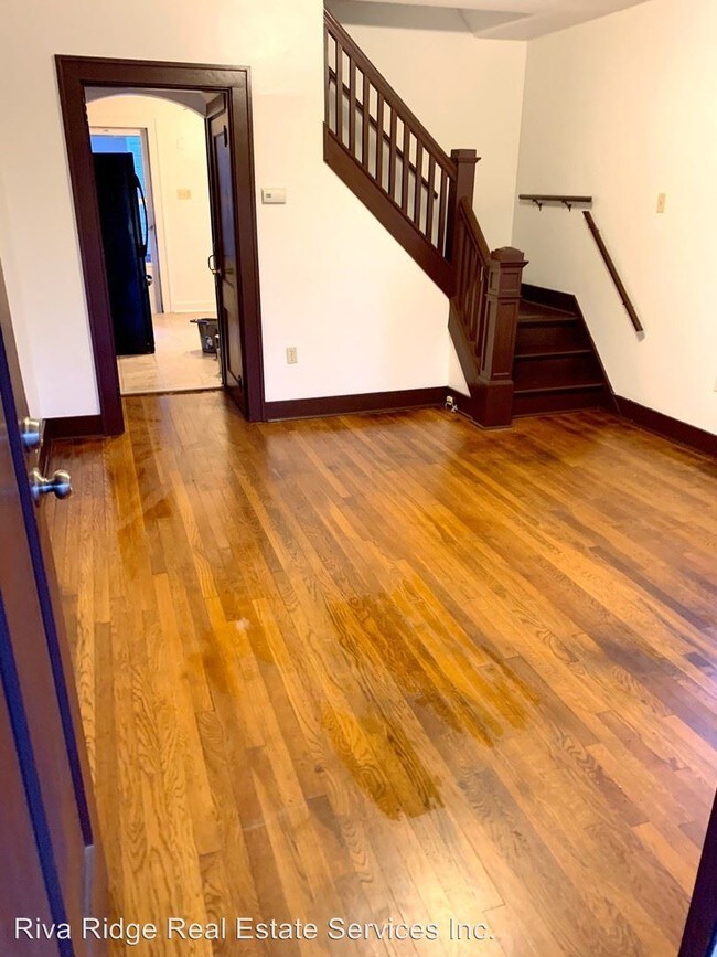 Foto del edificio - 3 br, 1 bath House - 2734 South Park Road