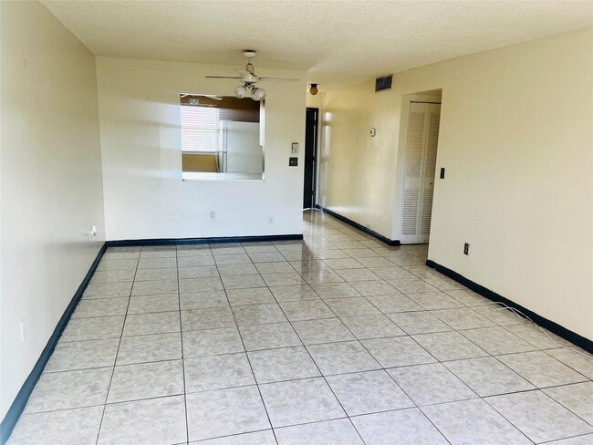 Building Photo - 2800 NW 56th Ave