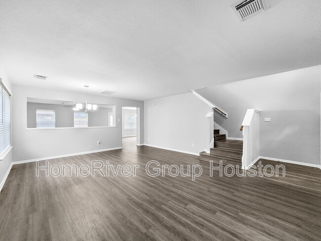 Foto del edificio - 907 Chad Ln