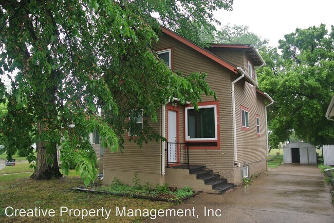 Foto del edificio - 3 br, 2 bath House - 616 5th Ave NW