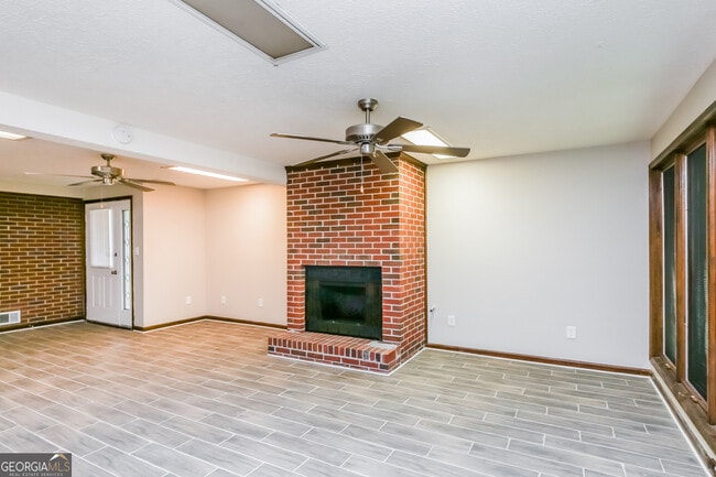 Building Photo - 2309 Stephens Cir