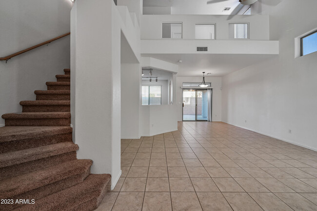 Foto del edificio - 14314 W Cora Ln