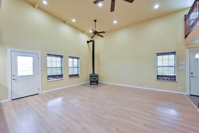 Foto del edificio - 3330 NW Co Rd 1130