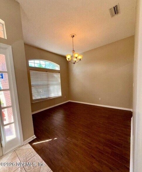 Foto del edificio - 6340 Lake Plantation Dr