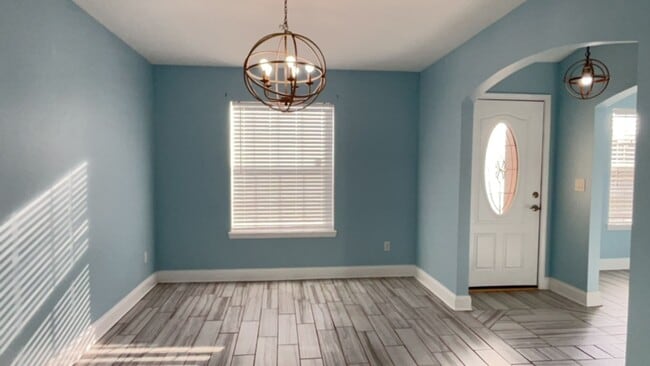 Foto del edificio - 3/2, 1 AC, Bring Your Boat & RV, Storage Shed + Shop