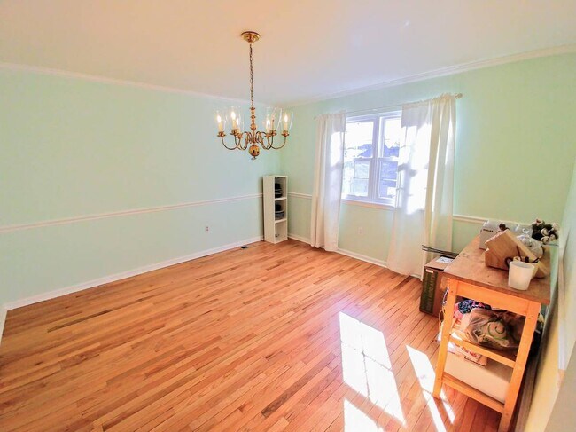 Dining room - 2848 Maple Ln
