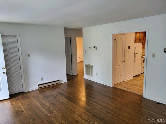 Foto del edificio - 519 Smith Dr