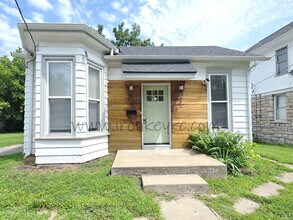 Building Photo - 2602 Essex St