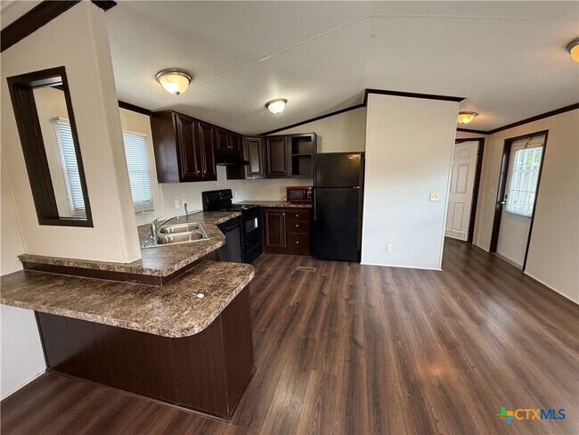 Foto del edificio - 1035 Ferryboat Ln