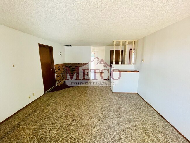 Foto del edificio - Nice 2 Bedroom Duplex in Springfield!