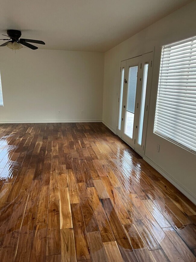 Foto del edificio - Superstition Springs 4 bedroom/3 baths w/ PRIVATE POOL