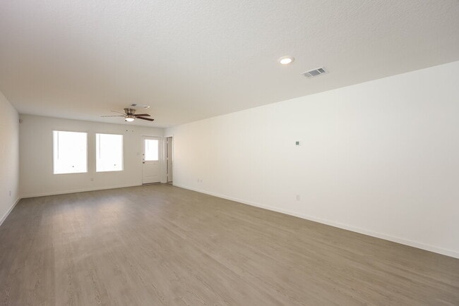 Building Photo - 433 Payton Pl
