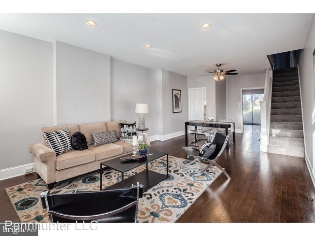 Building Photo - 4 br, 2.5 bath House - 4657 Smick St.