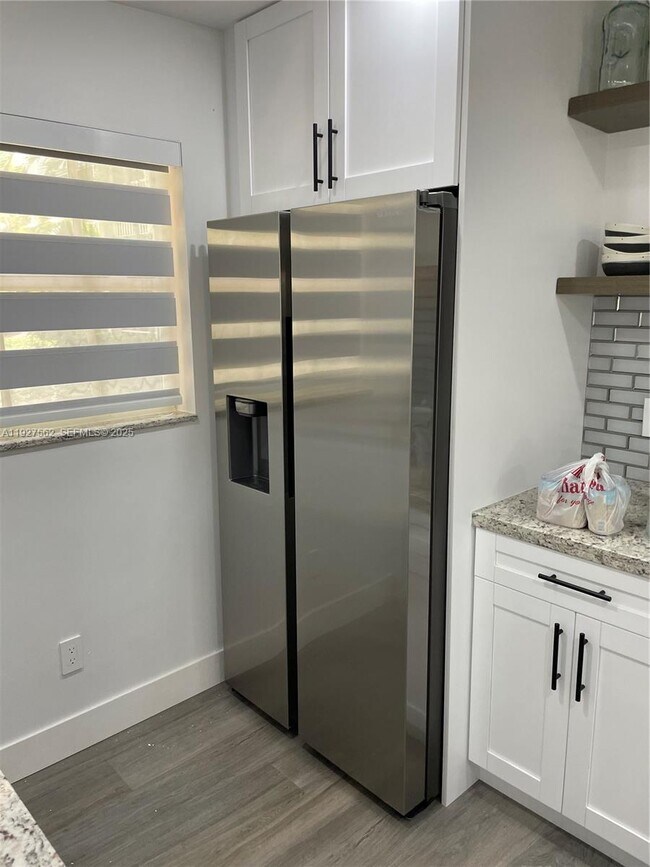 Building Photo - 21121 SW 85th Ave