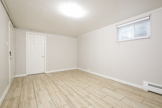 Building Photo - 1055 Ammons St