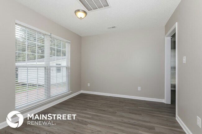 Foto del edificio - 7009 Gatwick Ln