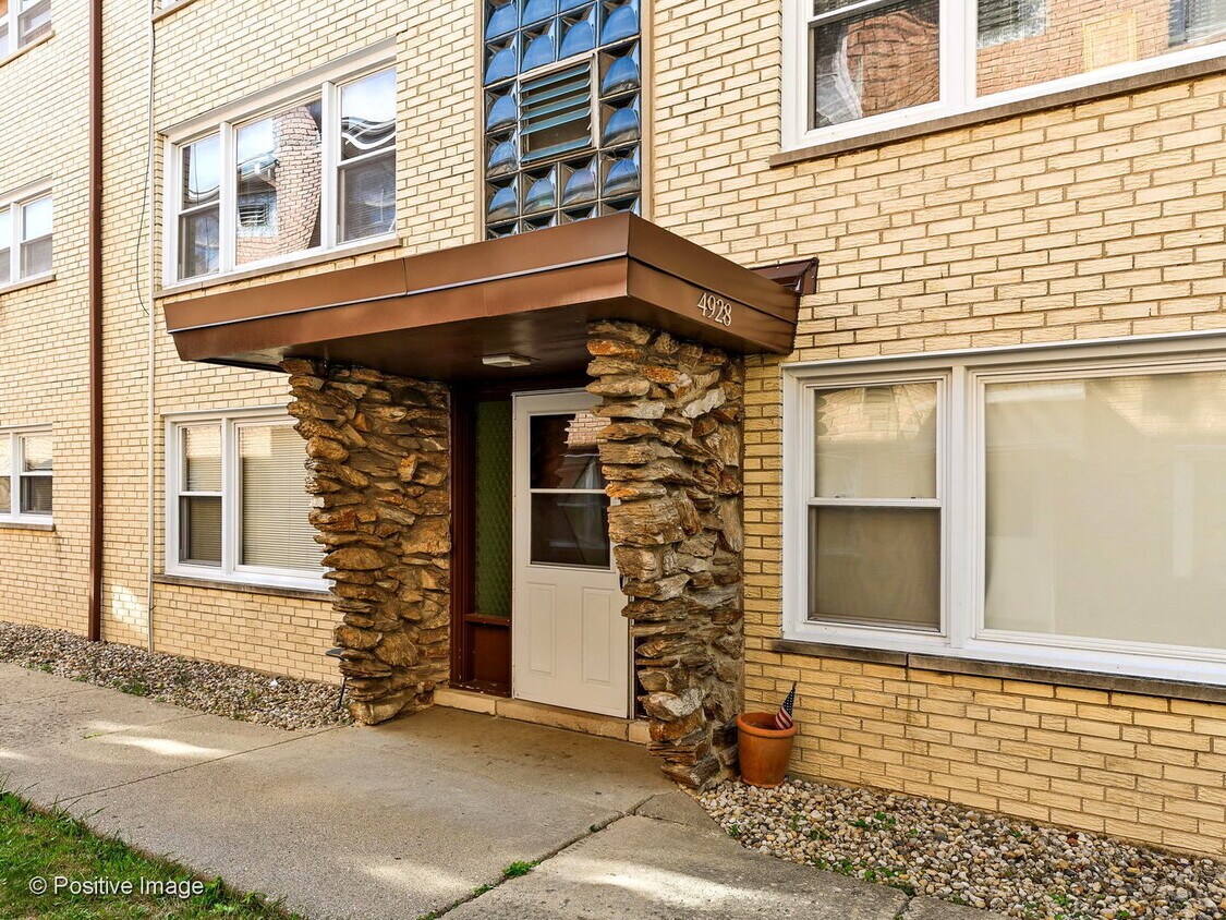 Primary Photo - 4928 N Lester Ave