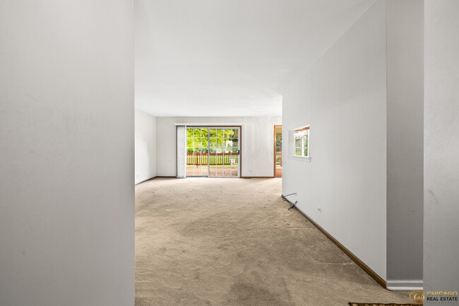 Building Photo - 1174 Hyannis Cir