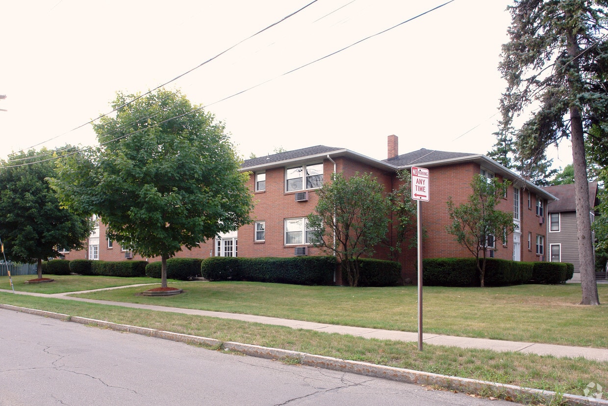 165 North Ave, ster, NY 14580 Apartments in ster, NY