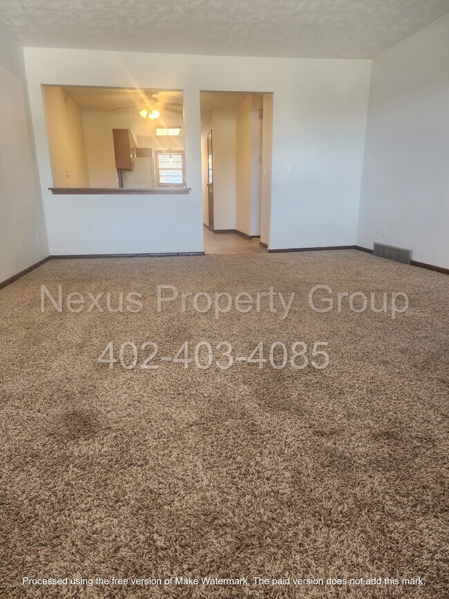 Building Photo - 7434 Pasadena Cir