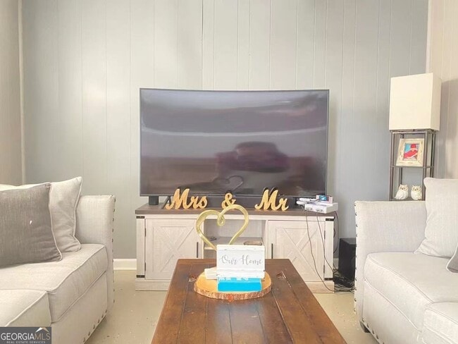 Building Photo - 339 Desiree Dr NW