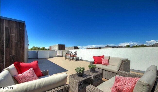 Foto del edificio - 4700 N 40th St
