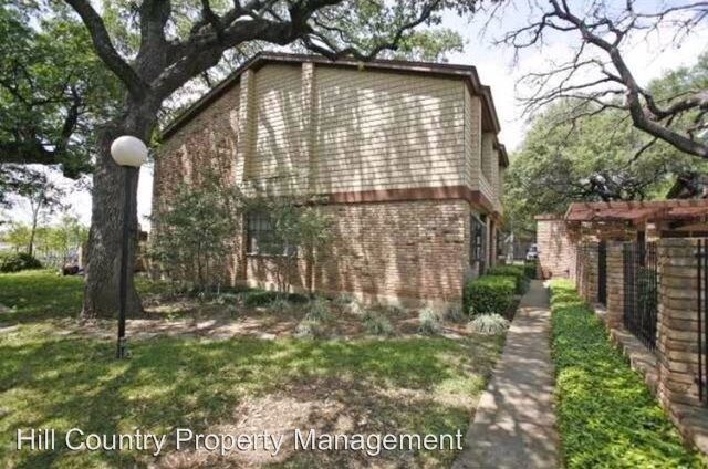 Building Photo - 7122 Wood Hollow Dr