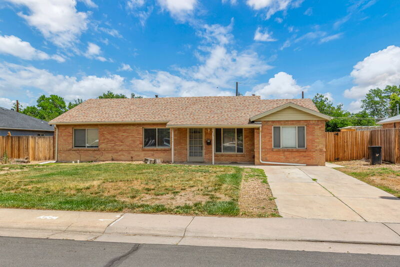 Foto principal - 936 N Revere St