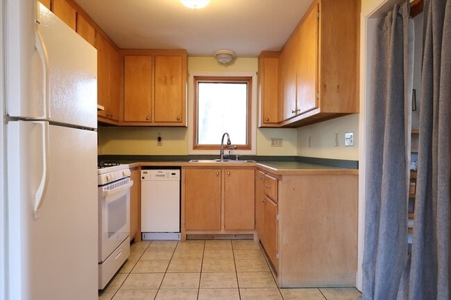 Foto del edificio - 5 Yankee Way