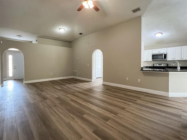 Foto del edificio - 522 Grand Royal Cir