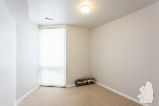 Foto del edificio - 2045 N Larrabee St