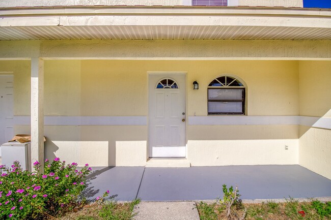 Building Photo - Beautiful 3bed/2.5bath duplex FOR RENT at ...