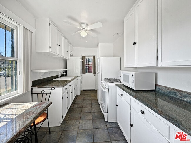 Building Photo - 8513 Wiley Post Ave