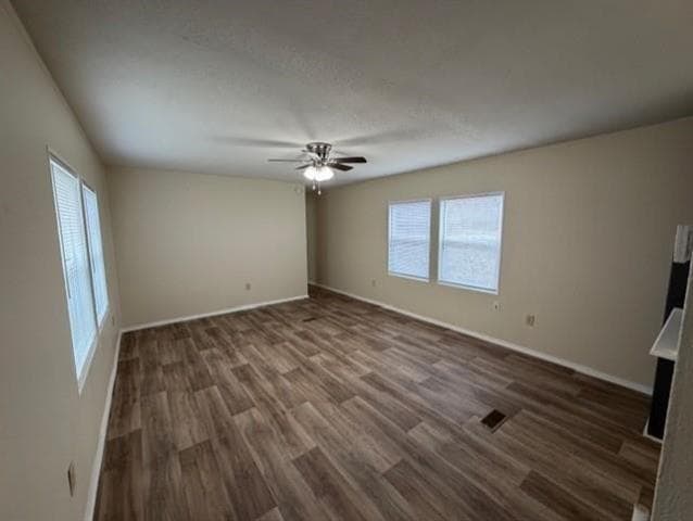 Building Photo - 1811 Highland Cir