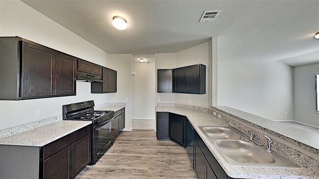 Building Photo - 10000 Ruger Rd