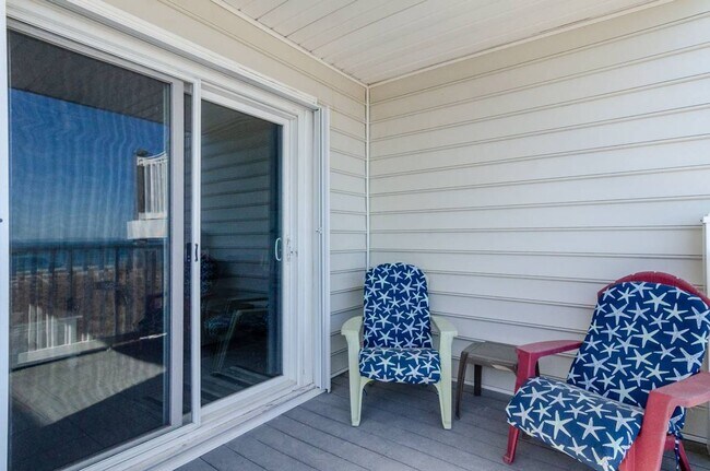 Foto del edificio - 708 Carolina Beach Ave N