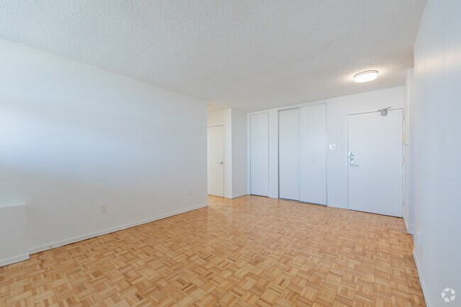2 chambres, 1 salle de bain - 88 m² - Salon - 570 Birchmount Road
