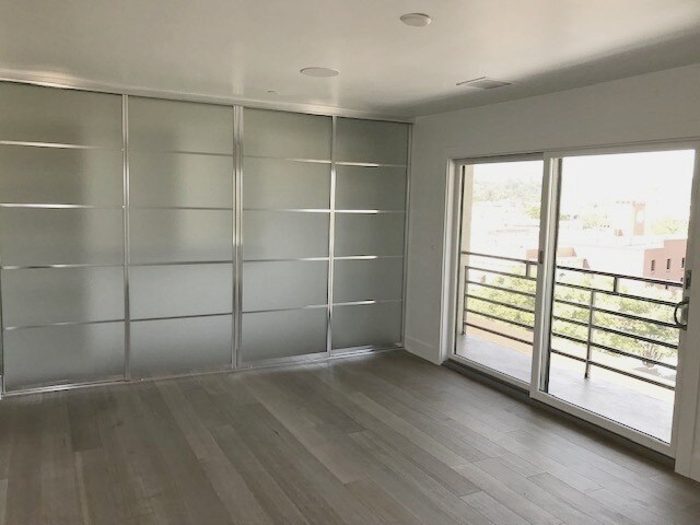 Foto del edificio - 1201 Alta Vista Ct