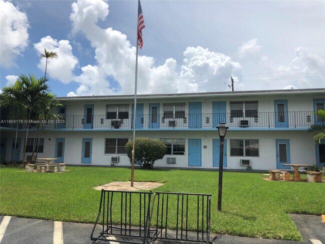 Foto del edificio - 1836 Arthur St