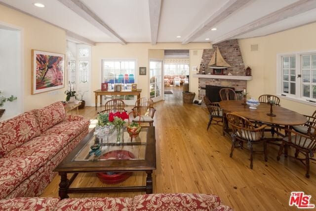 Foto del edificio - 23716 Malibu Colony Rd